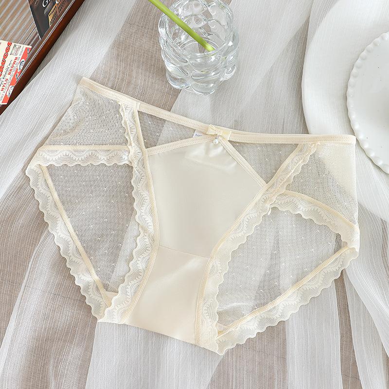 Ladies Spring and Summer Thin New Sexy Lace No Trace Breathable Comfortable Soft Waist Underwear