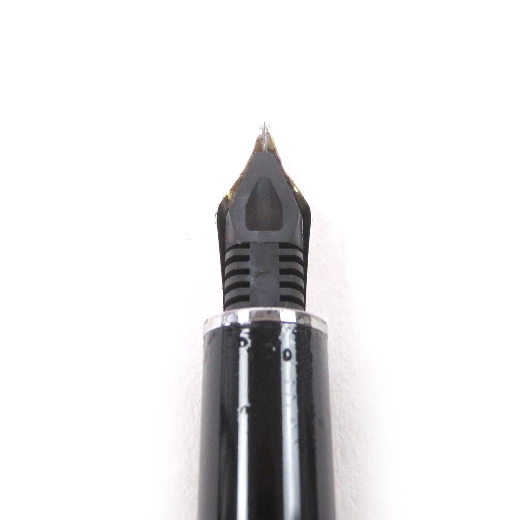 Very Good LOUIS VUITTON fountain pen Dock lacquer Cap type black 18K mens Used
