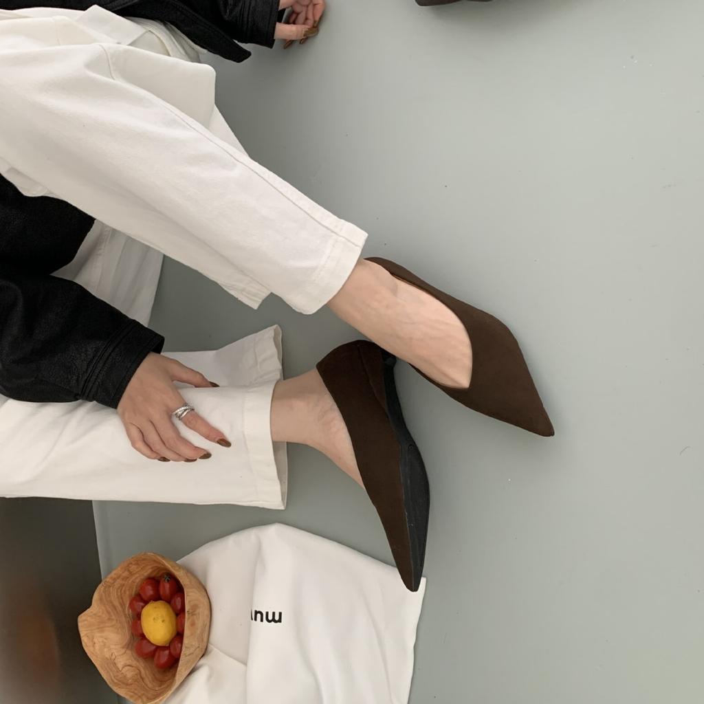 2025 New Pointed Versatile Shallow Mouth Soft Bottom Suede Foot Cover Commuter Work Low Slope Heel Women's Single Shoes