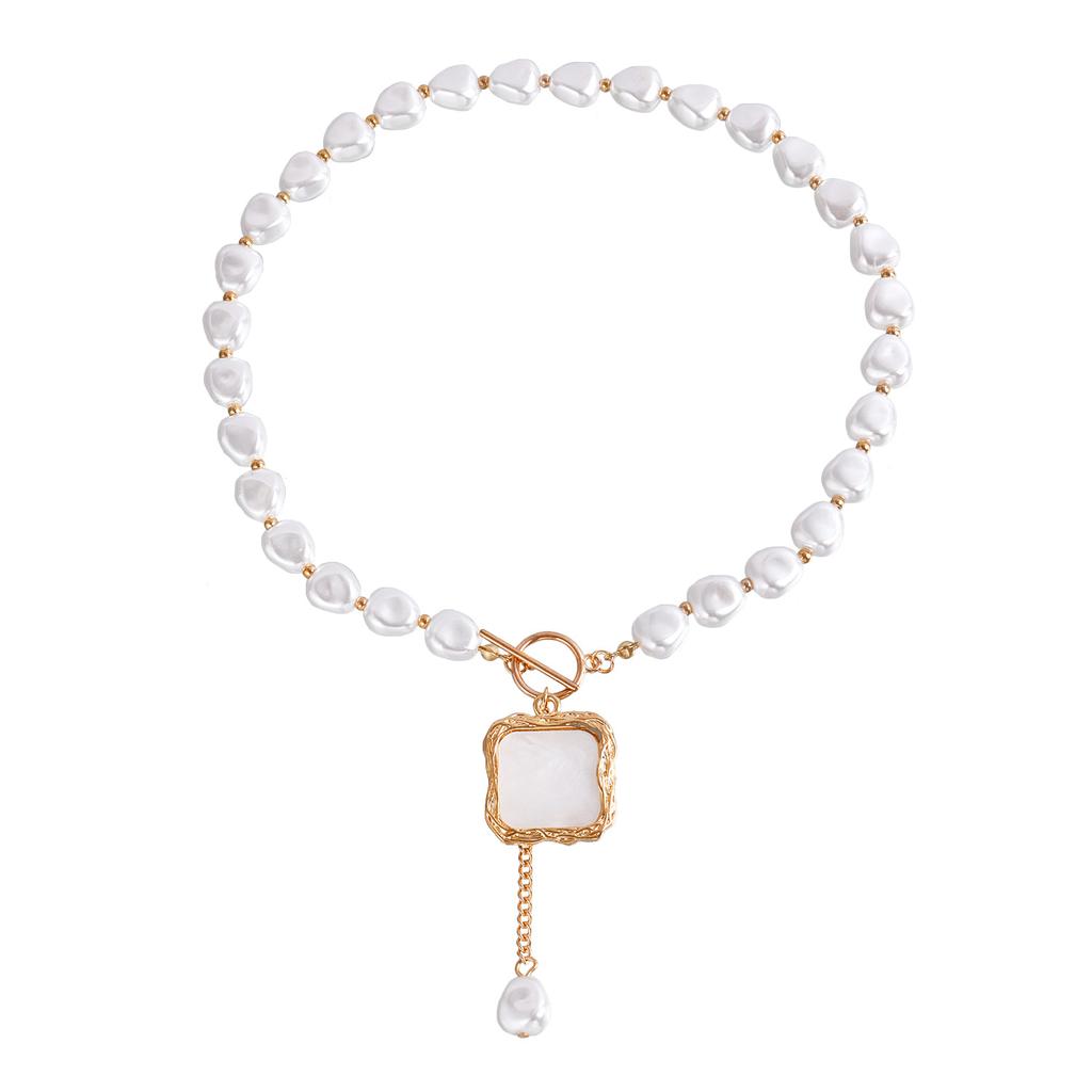 Niche Design High-end Splicing Chain Imitation Fritillary Pendant Necklace Women's Cold Wind OT Buckle Pearl Necklace
