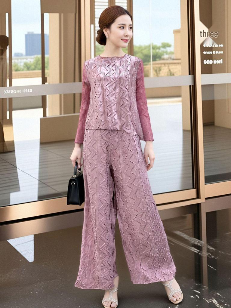 Mom's Set Women's 2026 Issey Miyake Pleated Straight-leg Trousers Two-piece Set for Spring
