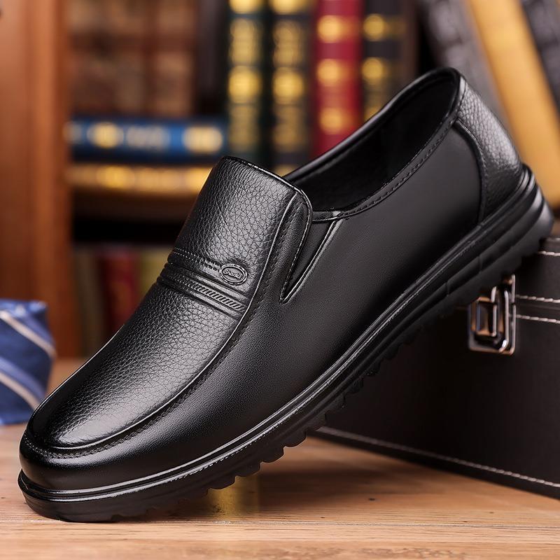 Fashion British Style Slip-on Business Dress Shoes for Men Spring Autumn Soft-soled Casual Men's Leather Shoes New Designer Loafers Male