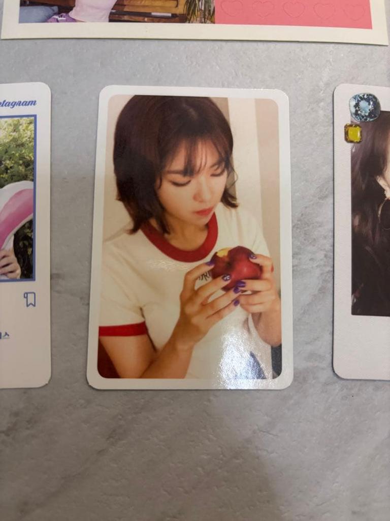 [USED] TWICE 1st Album Twicetagram