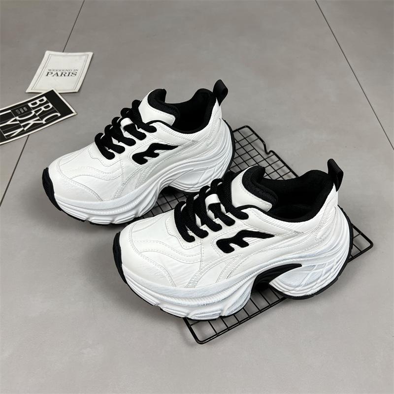 

Paris leather velvet dad shoes women s winter 2025 new retro heightening versatile fashion casual sports shoes 35