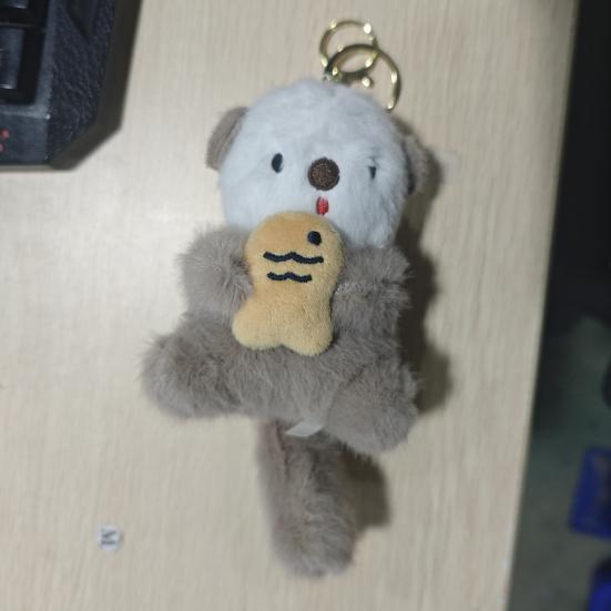 Porte-clés loutre avec poisson en peluche, breloque pour sac, porte-clés, adorable loutre, animal pour hommes, femmes, amoureux des animaux, amis, famille