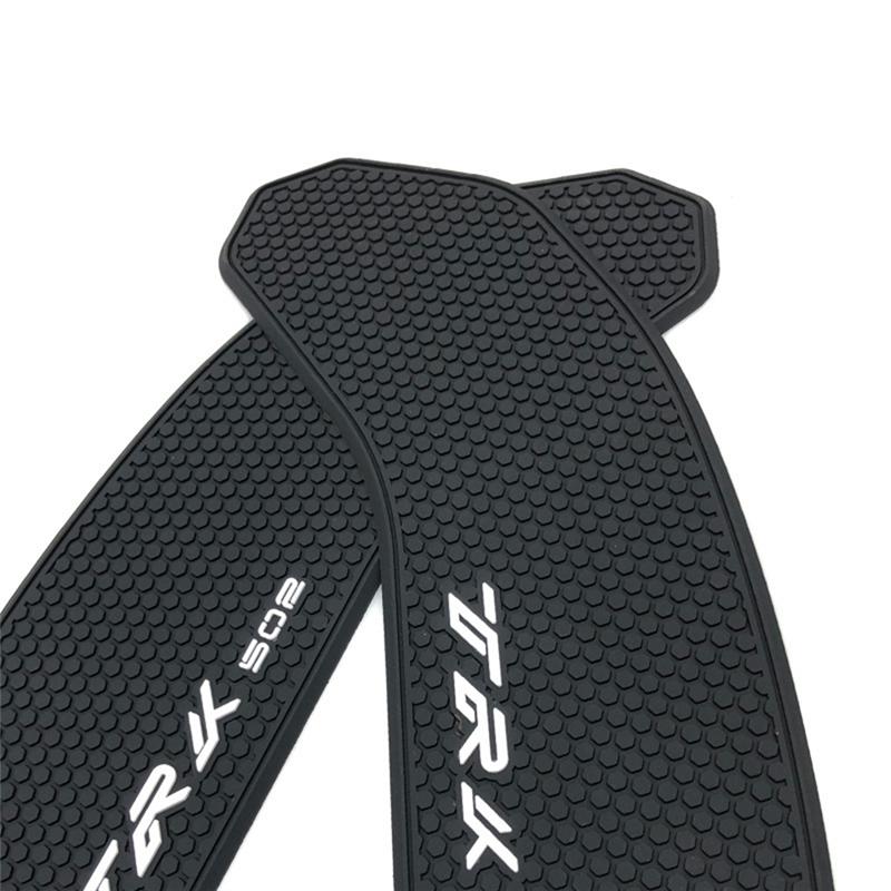 

For Benelli TRK 502 502X 2017-2025 Motorcycle Tank Pad Protector Sticker Decal Gas Knee Grip Tank Traction Pad Parts-A99D чорний