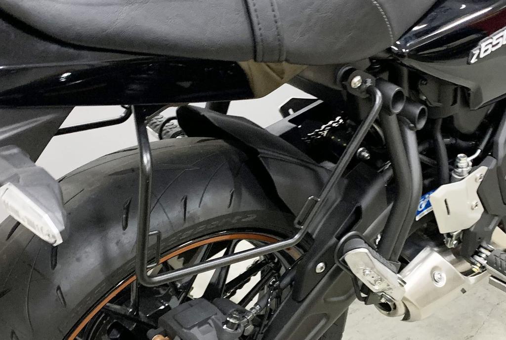Kijima Bike Parts Side Bag Support Steel Z650RS Left and Right Set Black ('21-/8BL-ER650M) 210-4983