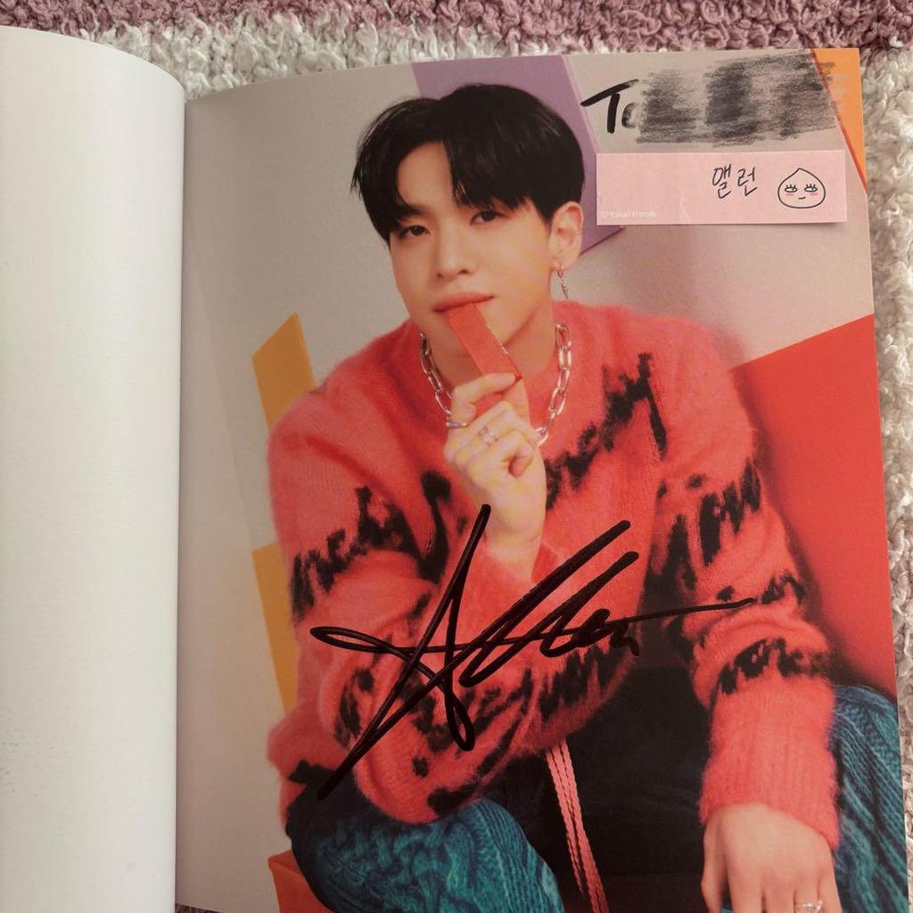 [USED] CRAVITY MASTER: PIECE autographed booklet