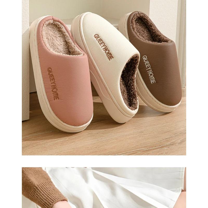 Waterproof cotton slippers for men anti slip for winter suitable for home use thick soled cotton slippers for women
