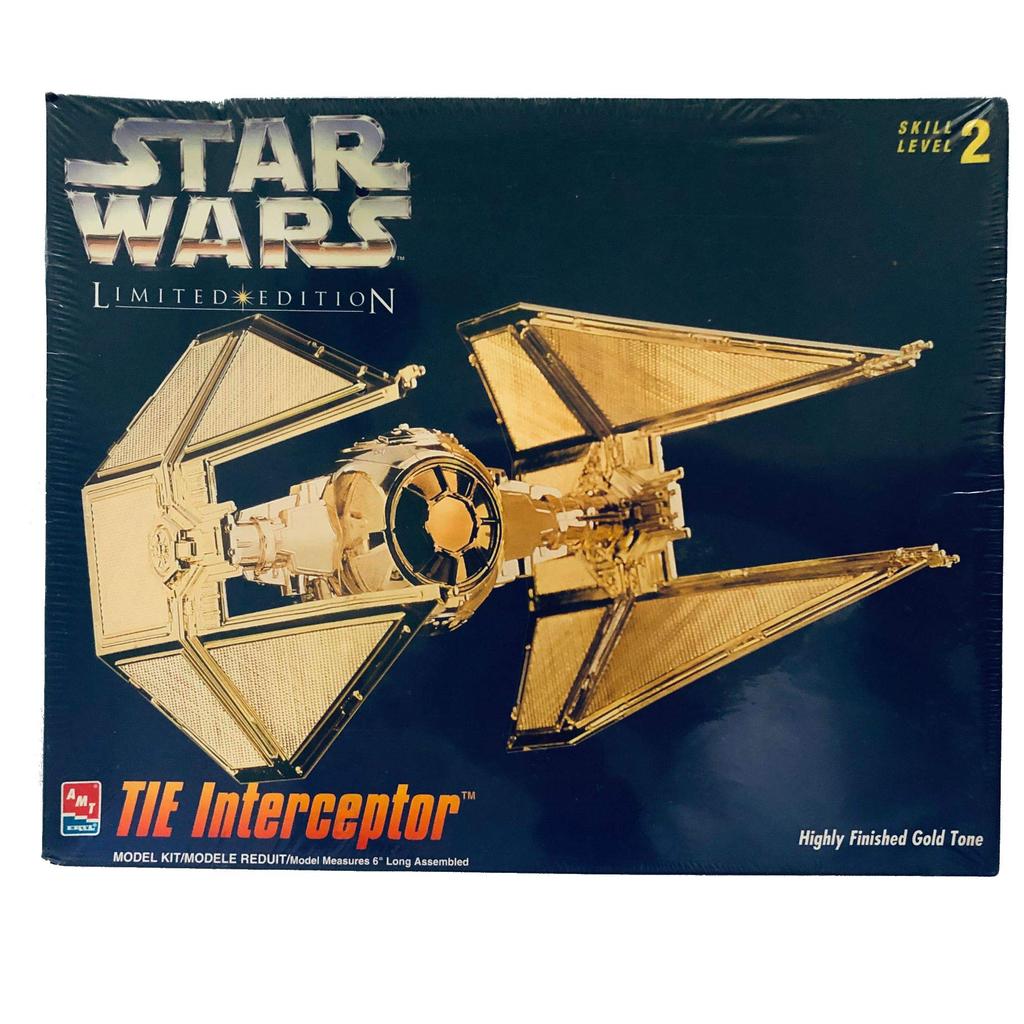 STAR WARS TIE Interceptor