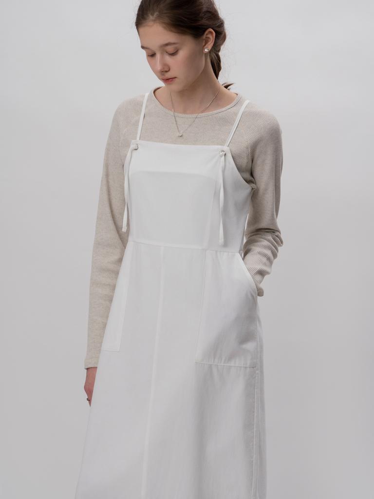 Deomiteun Eyelet Strap One-Piece (White)
