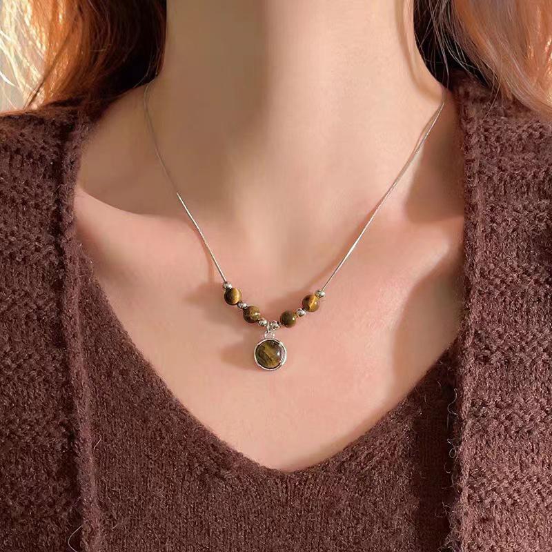 Colier cu pandantiv din piele de epocă, maro, cu piatră, stivuire, lanț de claviculă, temperament, pentru femei, fete, toamnă, iarnă