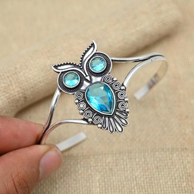 Armband aus 925er Silber mit blauem Topas-Edelstein, handgefertigtes Eulen-Design, bezaubernde Manschette für Frauen