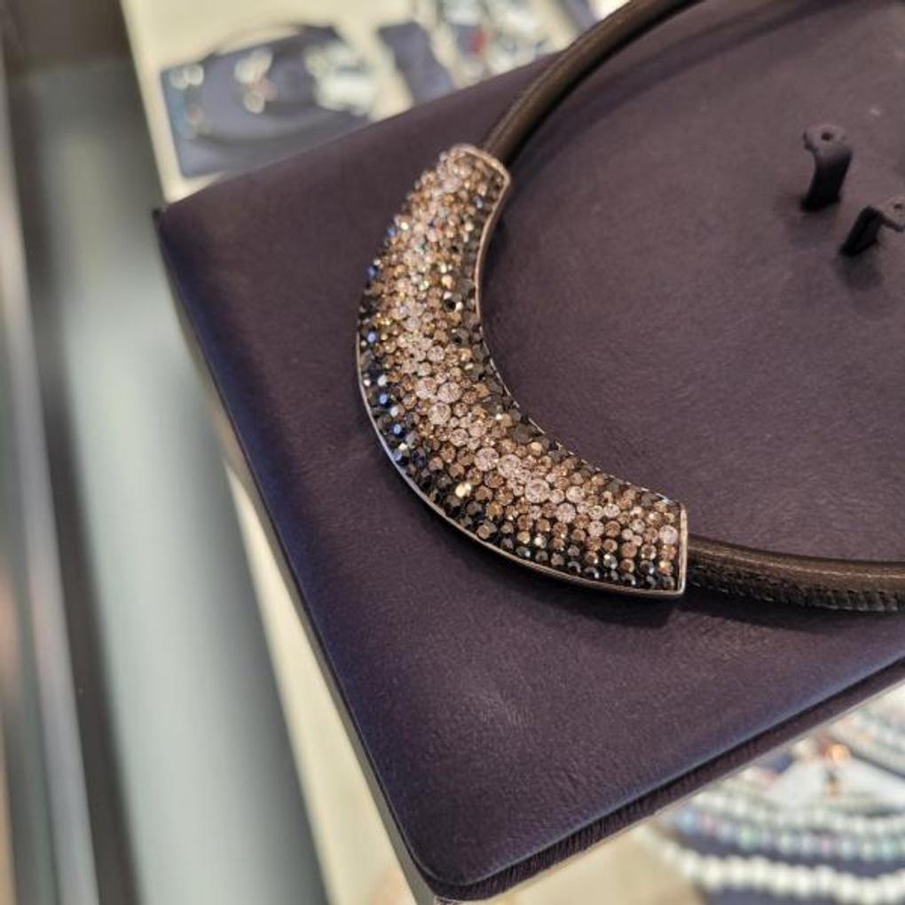 Atria Red Seahorse Mix Square Necklace OGGNEFR0002