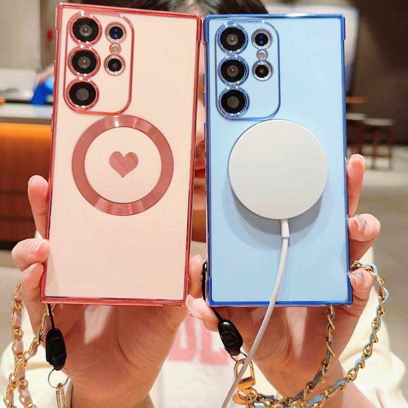 Jednobarevné pouzdro ve tvaru srdce z měkkého TPU s magnetickým zapínáním pro Samsung Galaxy S25 Ultra S24 FE S23 Plus S22 s náramkem, nárazuvzdorné, tenké, s podporou bezdrátového nabíjení, kryt na telefon