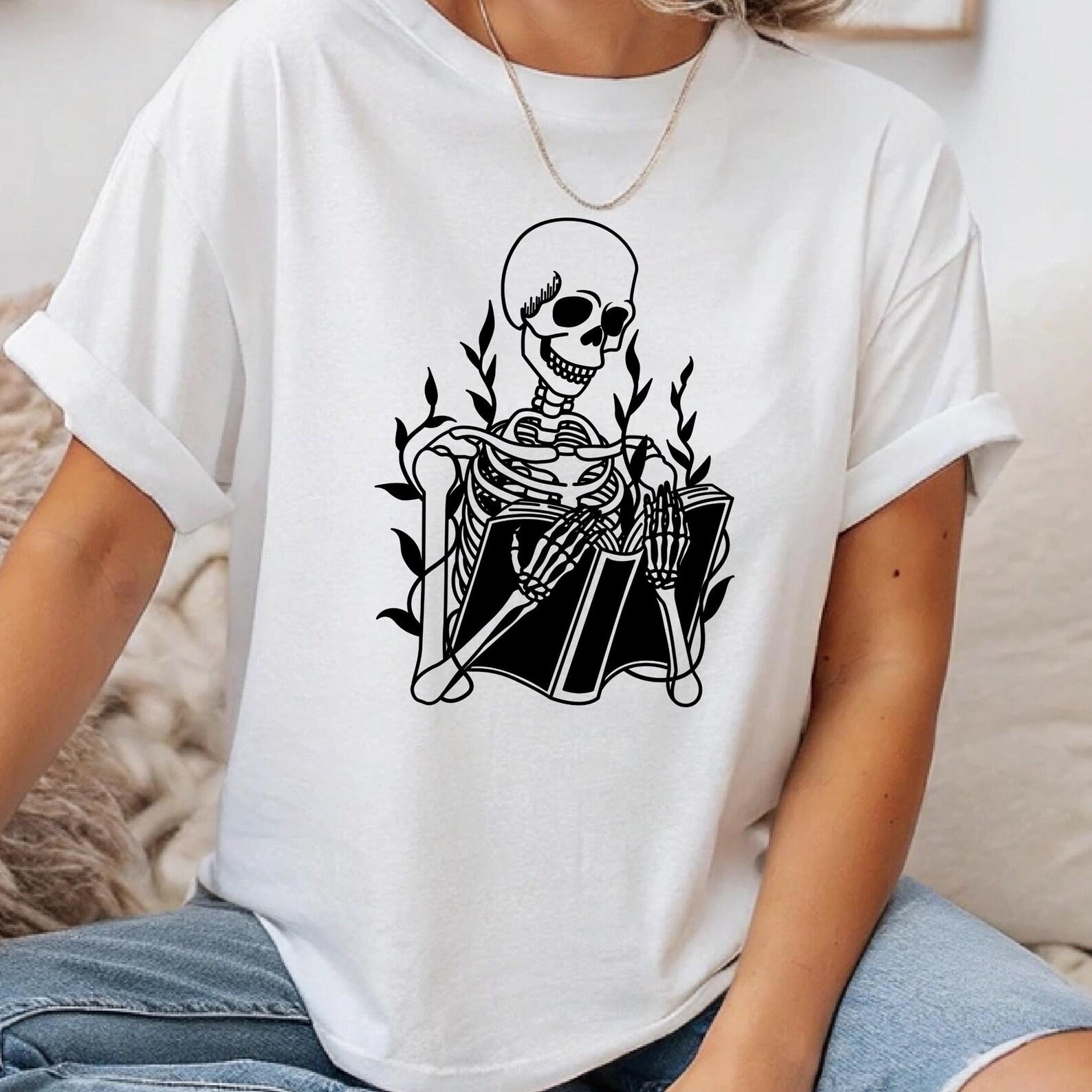 Skeleton Reading Book T-Shirt, Spooky Book Club Tee, Librarian Shirt L