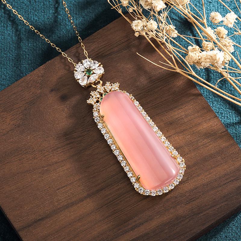 Collier Pendentif Amulette de Paix en Cuivre Doré Style Chinois Printemps/Été 2022 Agate Violette Naturelle