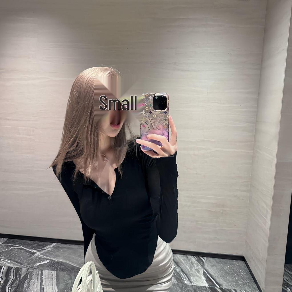 Women's Spicy V-neck Long Sleeve Slim-fit Top - Autumn Button-up T-shirt