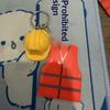 1Pc Creative Vest And Safety Helmet Shaped Keychain Night Travel Reflective Warning Sign Pendant For Backpack Accessories
