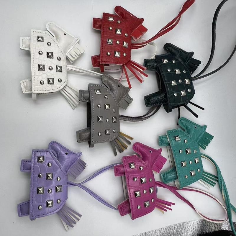 Fashion Silver Rivets Horse Bag Charm Accessories Hand Sewn Pu Leather Foal Pendant Bag Accessory