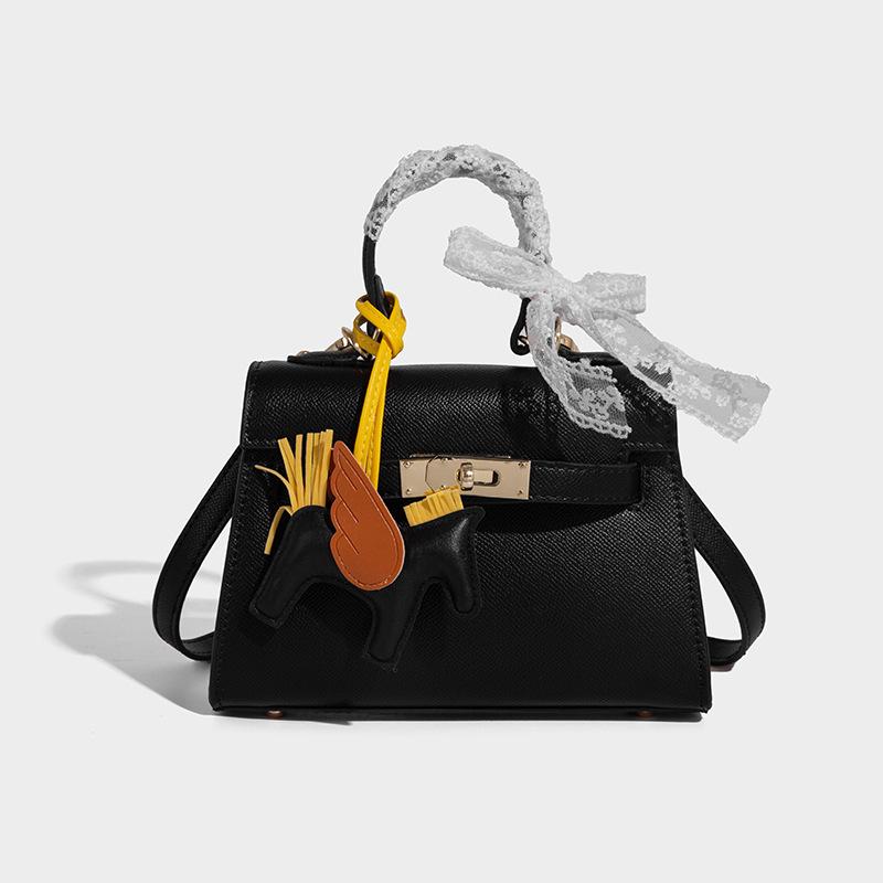 

Cross-Border Underarm Bag 2025 New High-End Kelly Bag Messenger Bag Fashionable Exquisite Versatile Crossbody Bag Women s Bag чорний