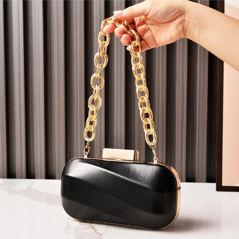 Borsa da Sera alla Moda Lusso PU Catena Spessa Portatile Pochette Borsa per Festa Nuziale Elegante Pochette Argento Lucido