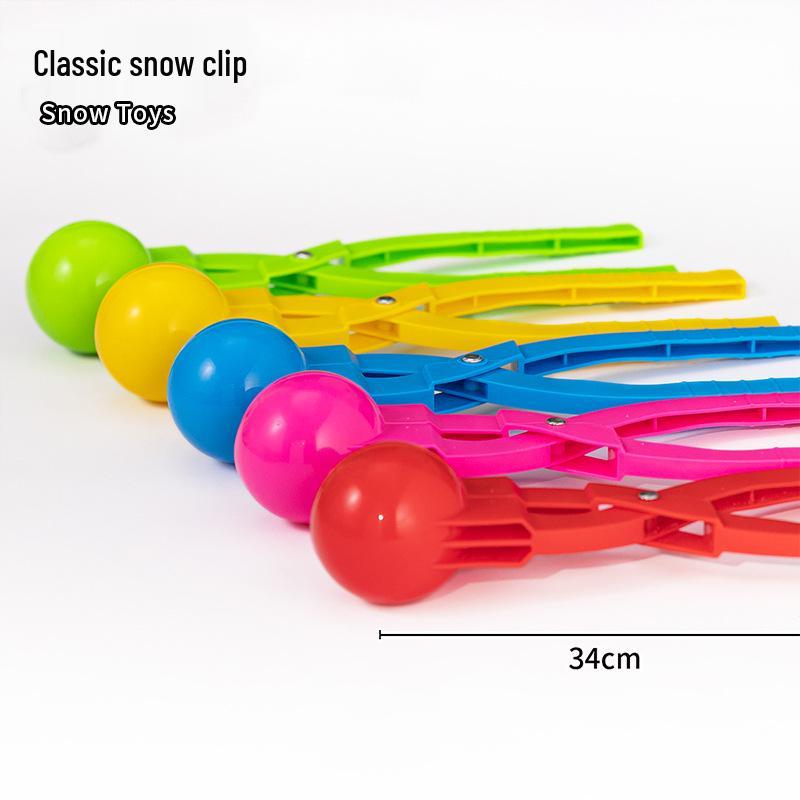 Astronaut Snowball Maker Toy for Kids - Outdoor Snow Play & Snowball Fight Tool