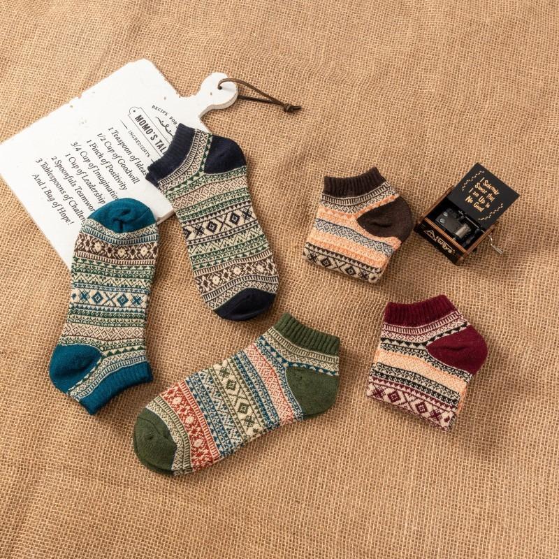 Men's Fashion Spring and Autumn Comfortable Retro National Style Socks