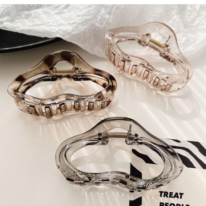 1Pc Leopard Print Textured Acrylic Clip,versatile for Daily Use,coffee Exploration,workplace,retro Lazy Wide Version Hair Clip