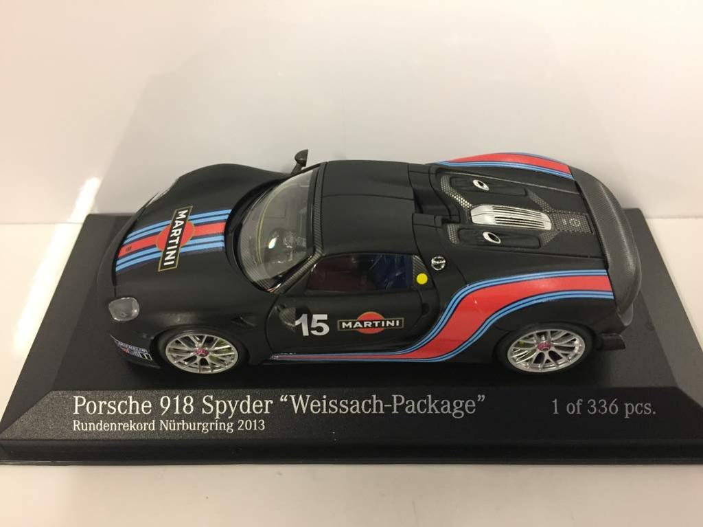Minichamps Porsche 918 Spyder Weissach Package 2015 Martini Stripe 1/43