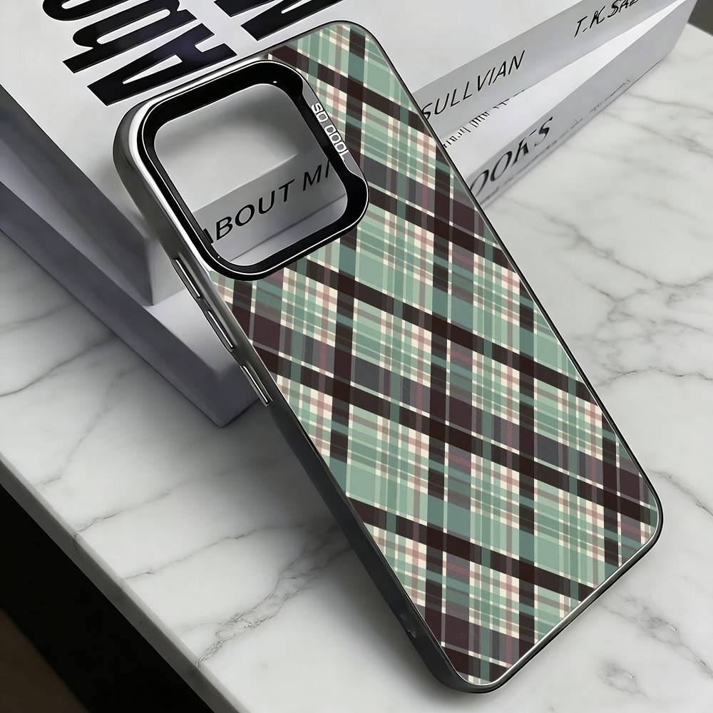 Fashionable Classic Plaid Pattern Phone Case For iPhone 17,16,15,14,13,12,11 Plus,Pro Max,XS,Colorful Silver Black Cover