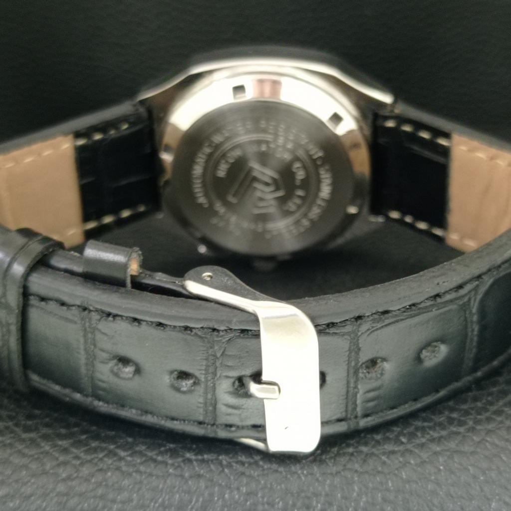 VINTAGE RICOH R31 AUTOMATIC JAPAN MENS BLACK COLOR DIAL WATCH a707909-1