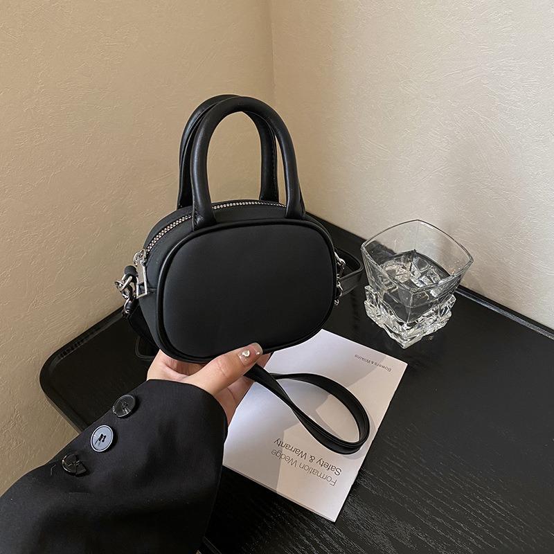 Mini small bag women's new going out small bag high-end Maillard shoulder crossbody small square bag