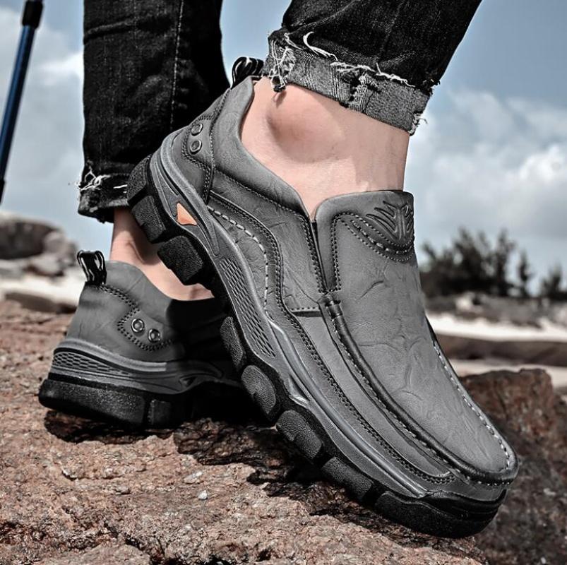 Genuine Leather Men Shoes Casual Outdoor Slip On Loafers Men Leather Shoes Flats Moccasins Walking Shoes Non-Slip Dropshipping