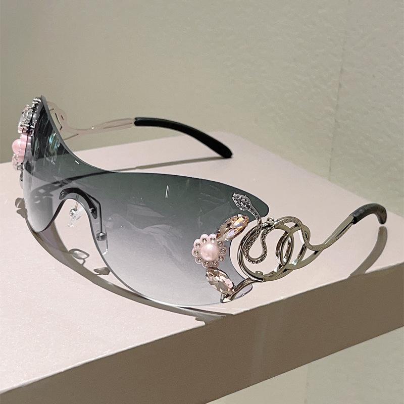 Flower Metal Snake Sunglasses Women For Men Vintage Diamond Sun Glasses Punk Popular Rimless Luxury Brand Designer Eyewear