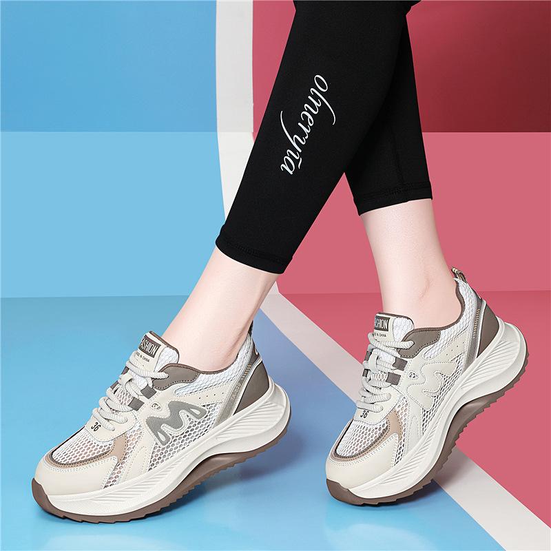 Zeigt Füße kleine Papa-Schuhe Damen Vier Jahreszeiten Neue dicke Sohle Stoßdämpfende Laufschuhe Leichte und vielseitige Sport- und Freizeitschuhe