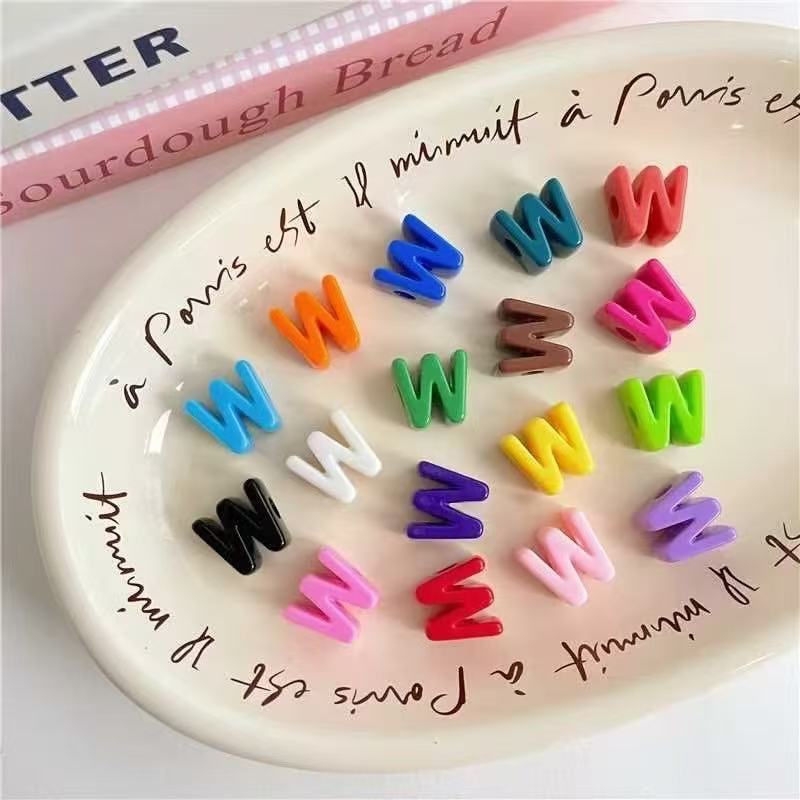 10 Stück/Los Bunte Englische Buchstabenperlen Für Schmuckherstellung DIY Dekoration Handykette Schlüsselanhänger Perlenstift Haaraccessoires