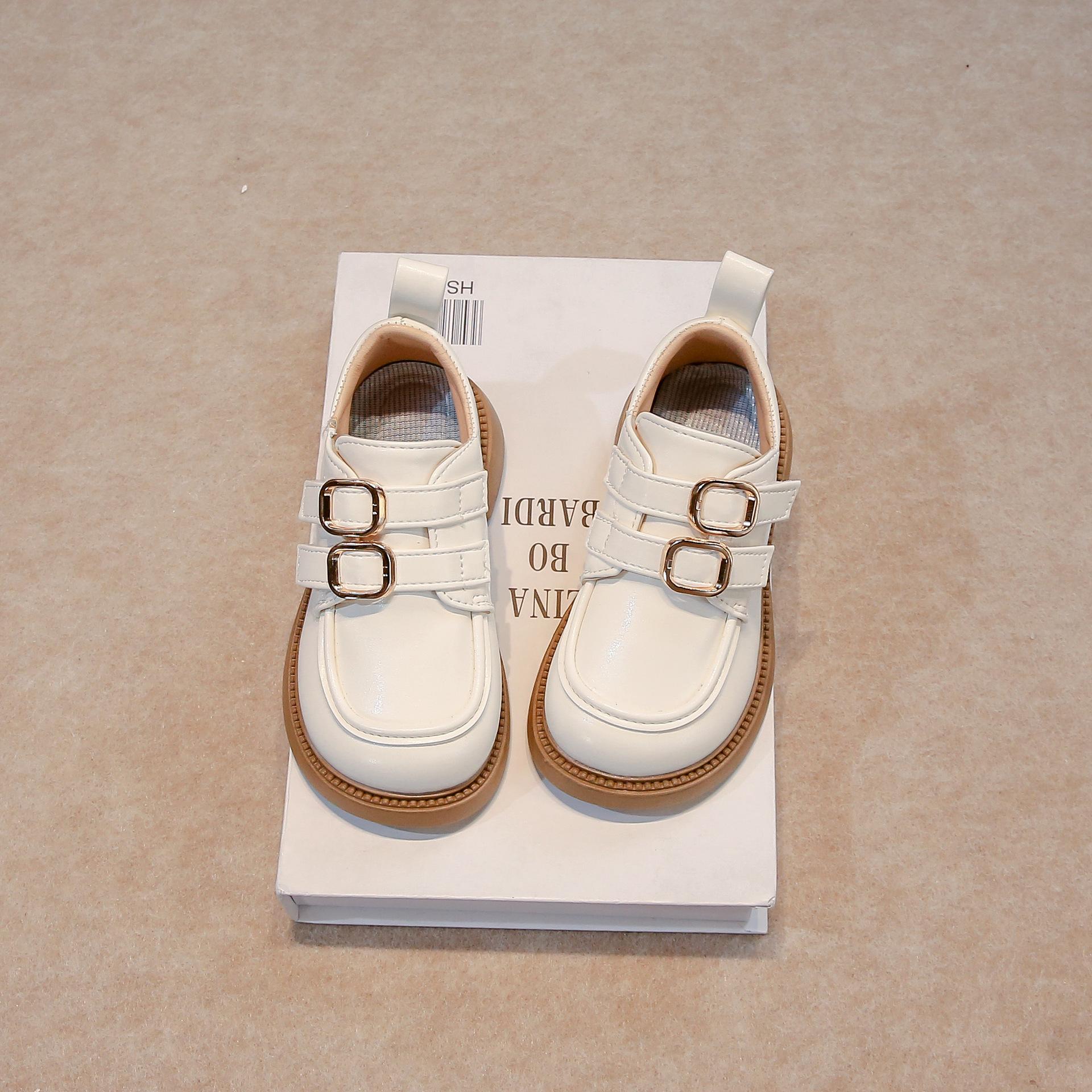 

Girls princess leather shoes 2025 spring and autumn new girls single shoes foreign style British style loafers student performance shoes tide 31-36 yards, 6 pairs in one hand бежевый