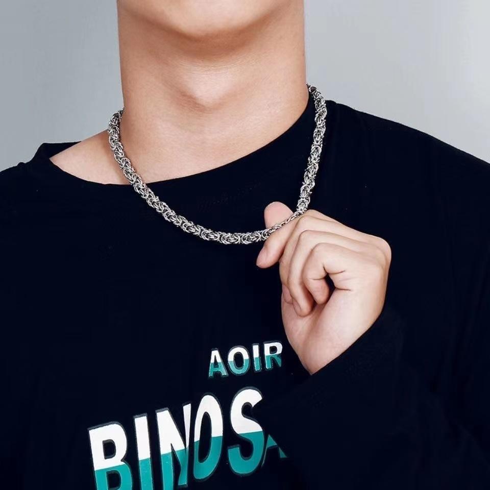 Chain Bone Dragon Jewelry For Men Fashionable And Unique Pendant Necklace Copper Material Electroplated Ochain Style Color A59