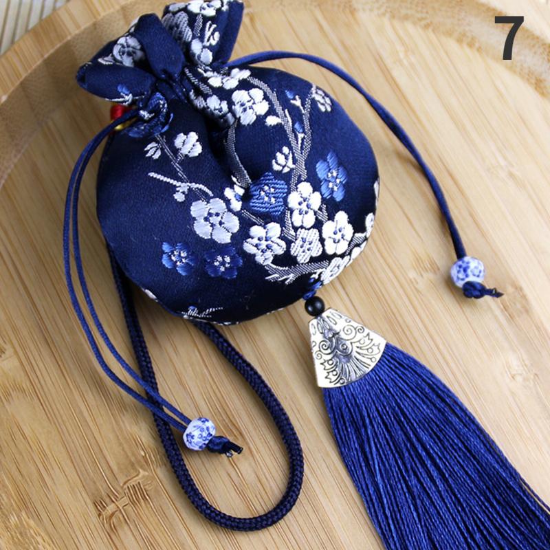 

2Pcs Vintage Brocade Hanfu Sachet Chinese Retro Car Hanging Decor Portable Jewelry Storage Pouch Fragrance Bag 2pcs