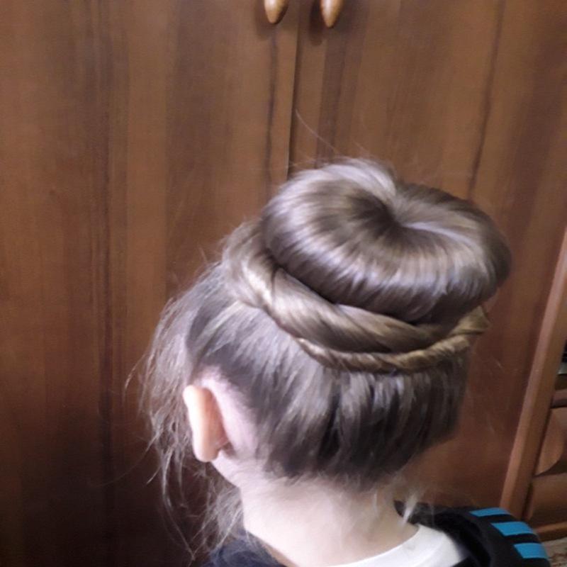 Women's Messy Bun Topknot Styling Tool - Fluffy Donut Hair Maker