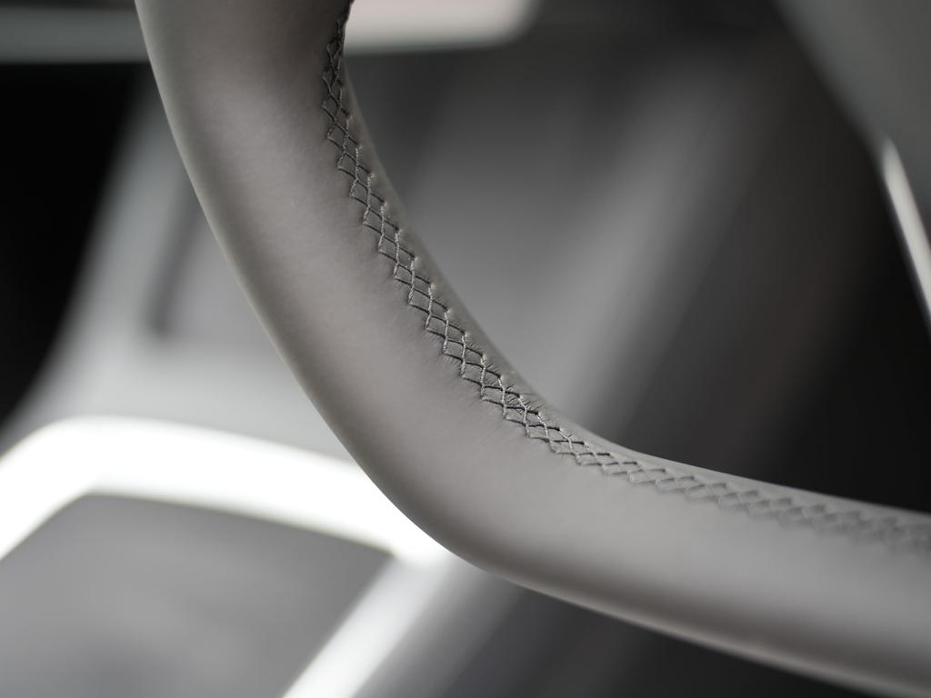DreamEV Steering Wheel for Tesla Model 3 and Model Y Model 3 Gen.2 Cybertruck-Style (Older 2019-2021.3) [Used]