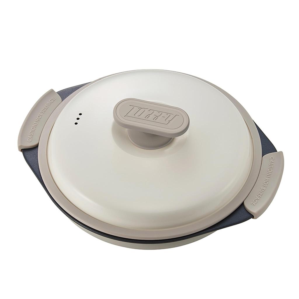 Trending on social Toffy Microwave Grill Pan a wavy plate for microwave cooking cooking and Includes silicone mitts and a recipe media! K-MW3,