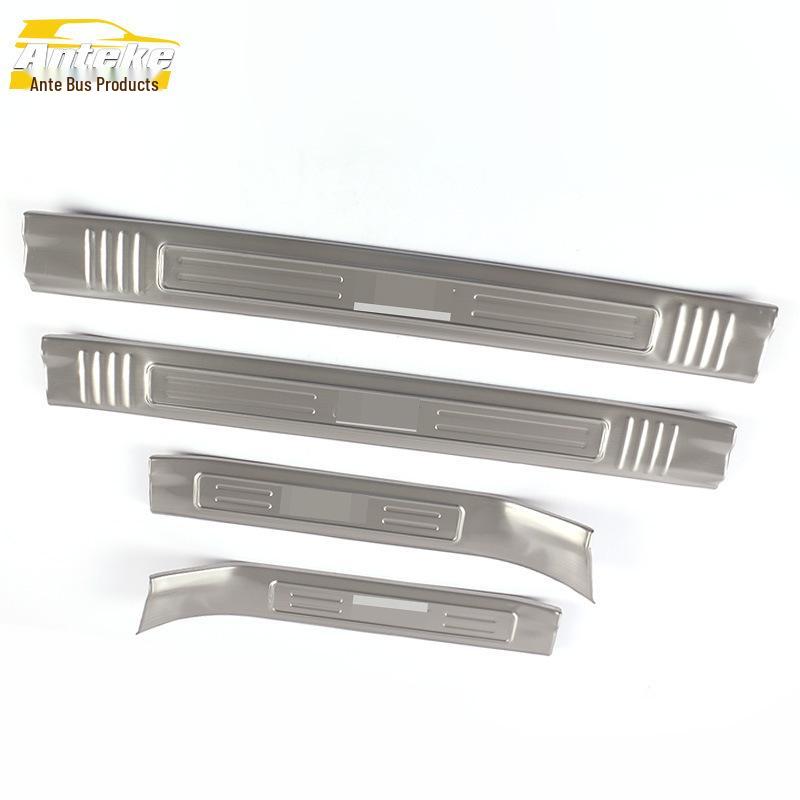 Junpai A70 Stainless Steel Anti-Scratch Welcome Pedal Trim