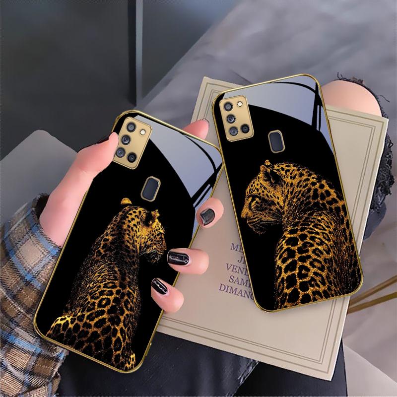 Leopard Background Black For Samsung A 31 32 A33 A34 35 14 A15 13 16 25 26 50 52 53 54 55 56 70 71 72 73 Golden Glass Phone Case