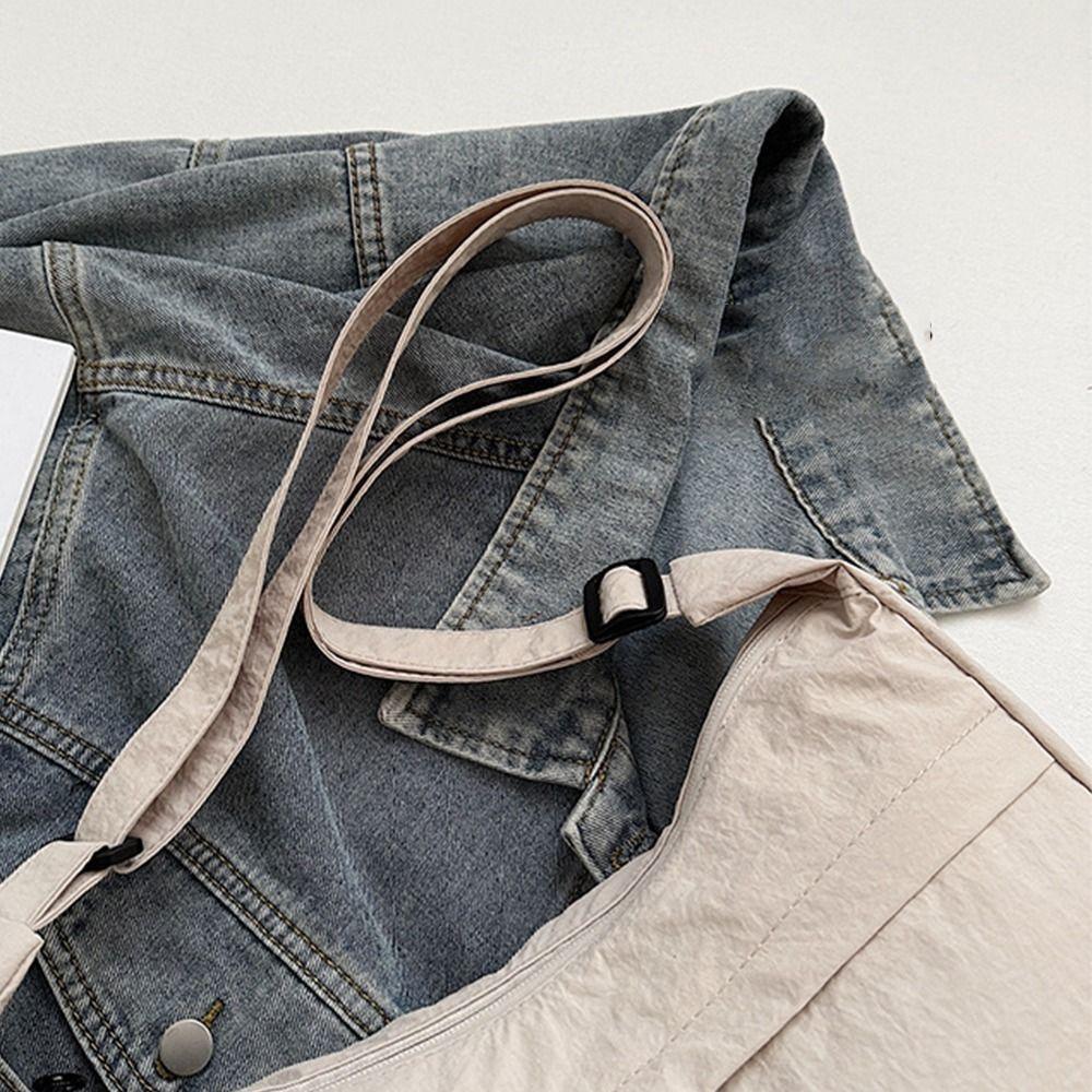 Large Capacity Fashionable Shoulder Bag Ultra-light Tote Bag Leisure Women Crossbody Bags  Travel