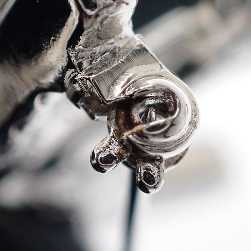 CHANEL  Brooch Silver metal Women