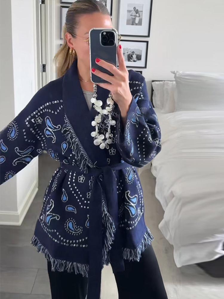 2025 Women's Lace-up Oversized Tassel Shawl Cardigan Sweater