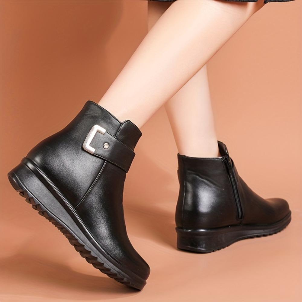 Winter Leather Boots with Round Toe and Side Zipper Comfortable Women's Ankle Boots Women's Thick Plush Warm Winter Boots, Shoes for Moms
