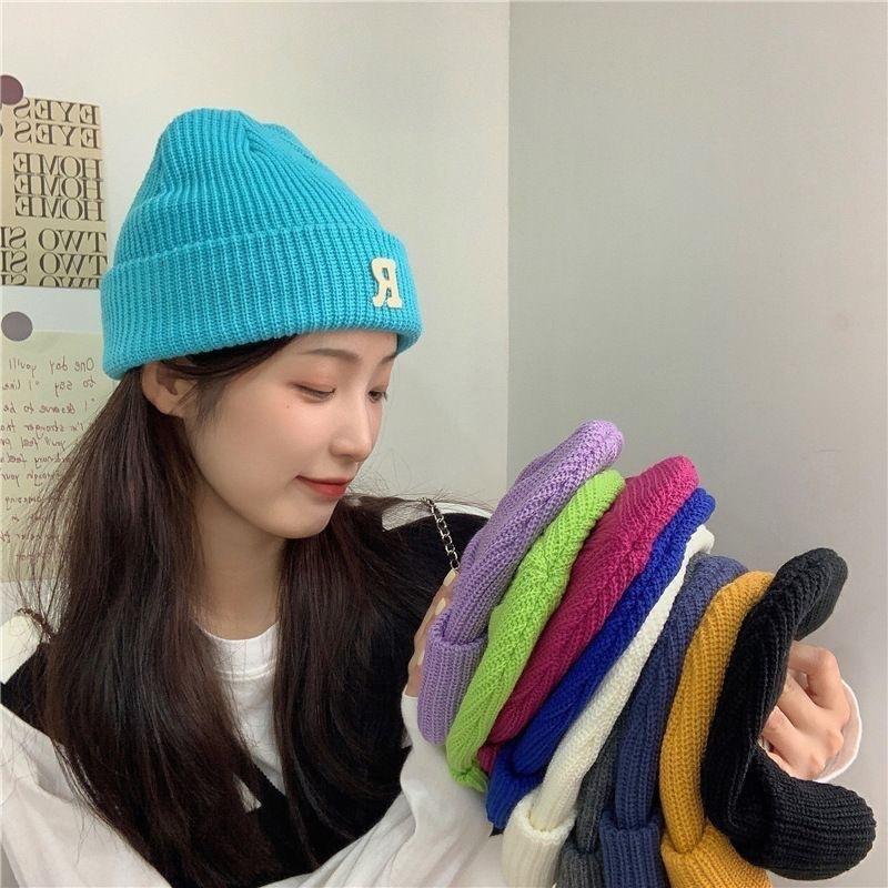 Hat Winter Female High-value Round Face Student Versatile Cold-proof Warm Face Small Knitted Wool Hat